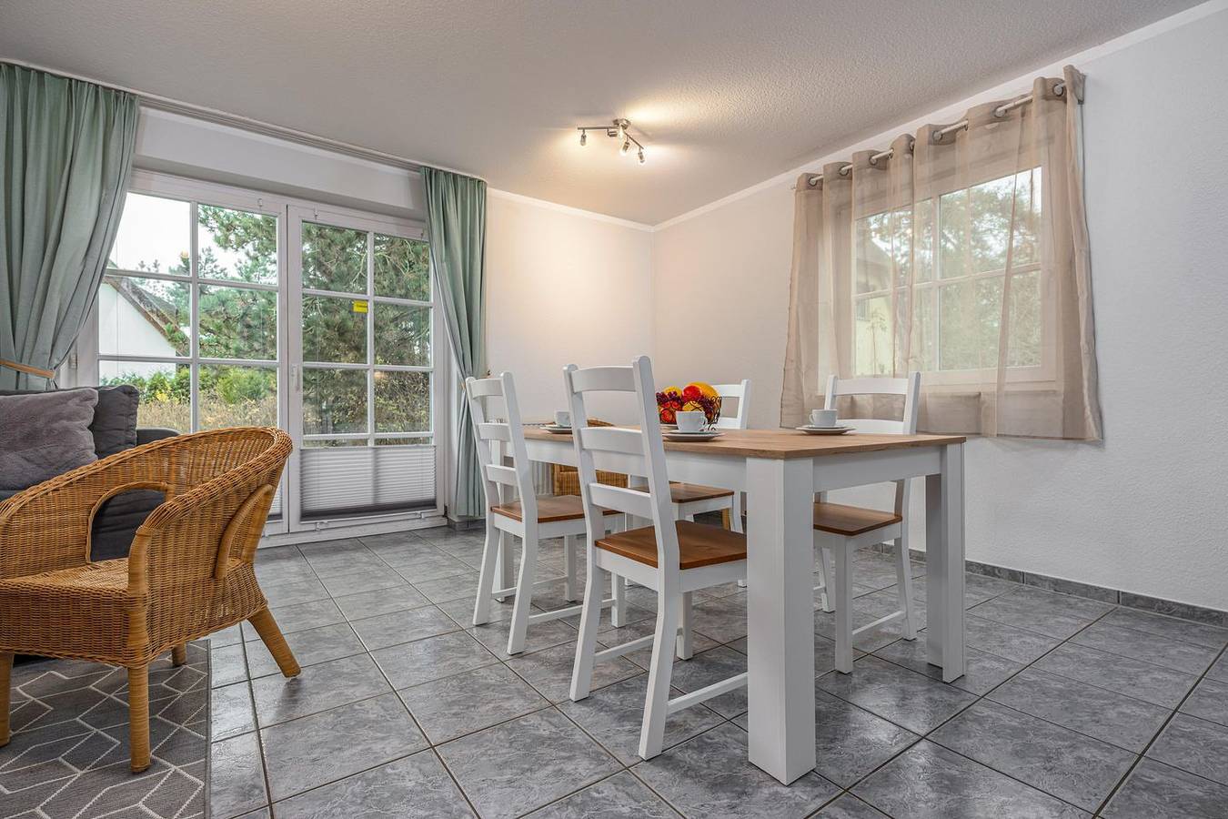 Reihenendhaus in strandnaher und ruhiger Lage in Ostseebad Wustrow, Wustrow