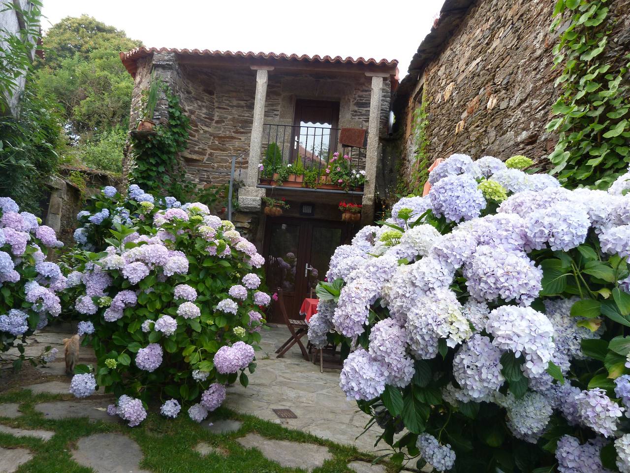Appartement entier, Appartement Rural Neada avec terrasse in Beariz, Orense Région