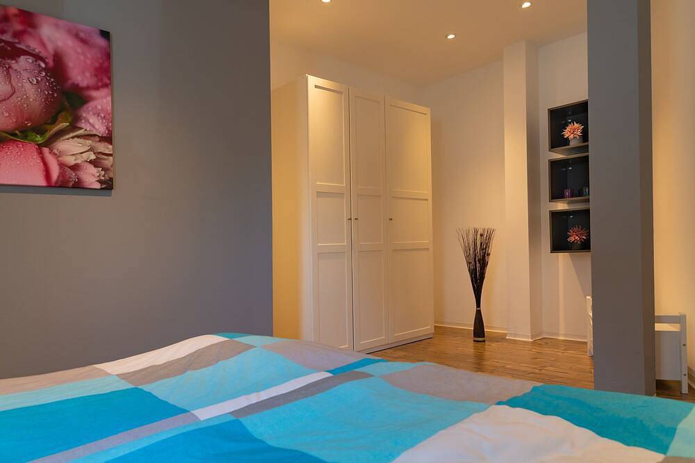 Ganze Wohnung, Große moderne Ferienwohnung im Zentrum von Bad Tabarz in Tabarz, Rennsteig