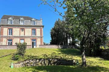Gîte pour 2 personnes, avec jardin à Lisieux