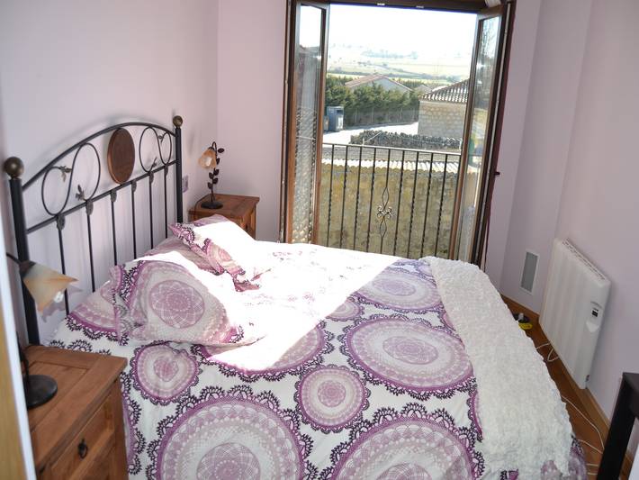 Location de vacances pour 4 personnes, avec balcon ainsi que piscine et jacuzzi, animaux acceptés à Ávila - 3