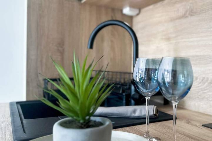 Gîte pour 2 personnes, avec balcon et jardin dans Gare d'Annecy