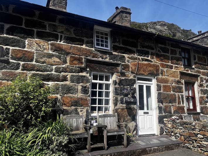 Cottage for 4 people, with garden in Beddgelert