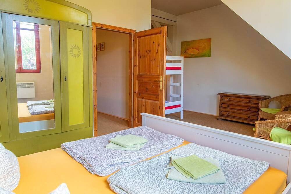 Ganze Wohnung, 270m² Ferienwohnung Alter Kuhstall - Ferienwohnung in Rubenow, Vorpommern Greifswald