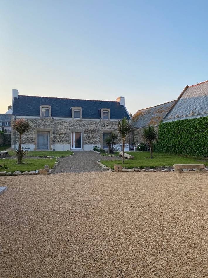 Gîte pour 14 personnes, avec jardin et terrasse, animaux acceptés
