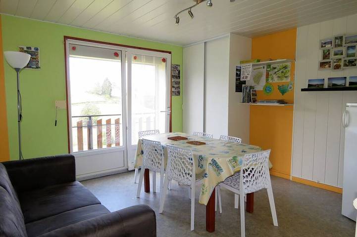Location de vacances pour 5 personnes, avec jardin et balcon à Gerbamont - 4