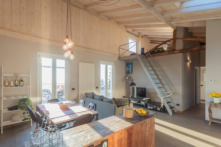 Appartamento intero, Sunset Terrace Loft Best View in Brunate, Lago di Como