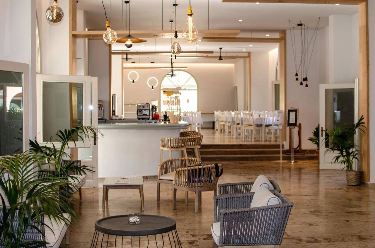 Hotel Alkionis in Μωραΐτικα, Κέρκυρα