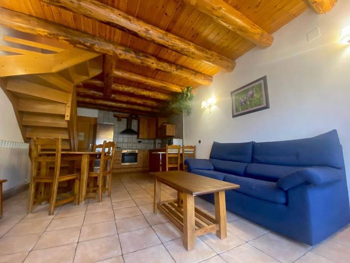 Gîte pour 6 personnes, avec vue et jardin, adapté aux familles dans Saravillo - 3