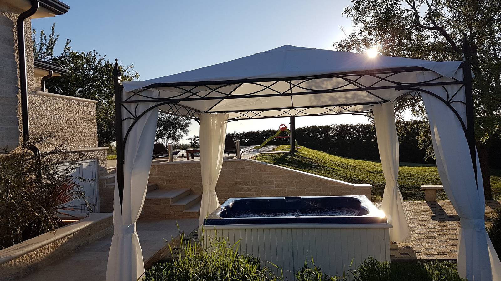 Villa für 6 Personen mit Garten in Novigrad, Tar-Vabriga