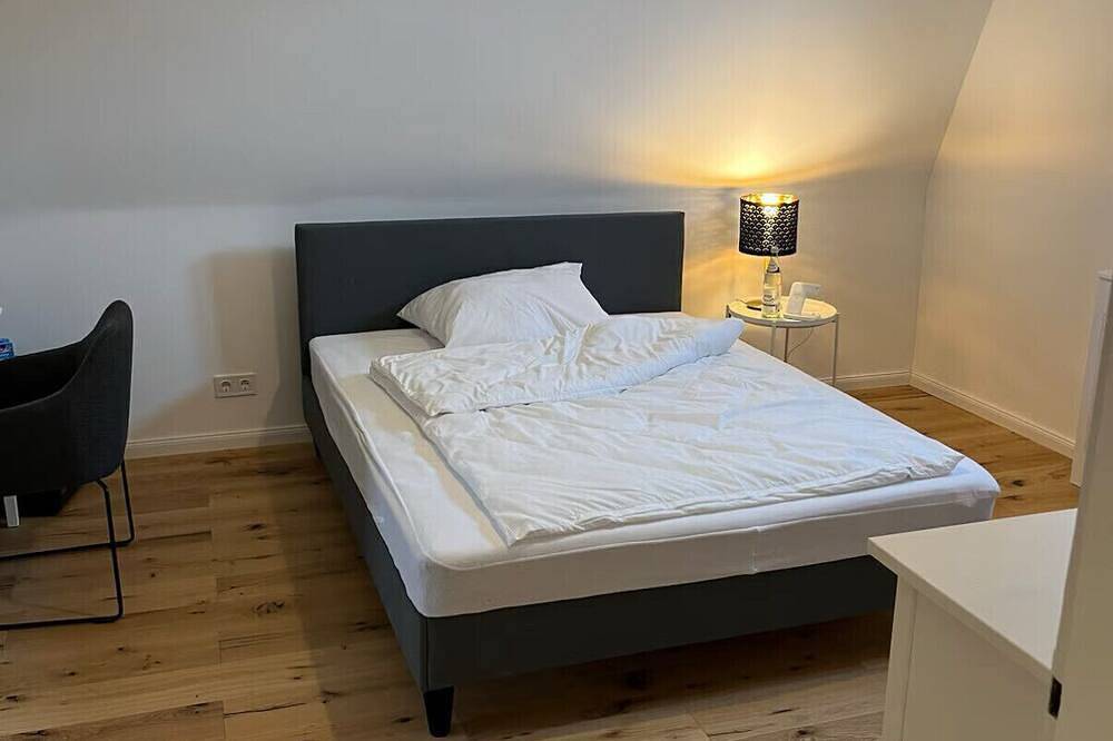 Ganze Wohnung, Modernes Wohnen in alter Schule in Gummersbach, Oberbergischer Kreis