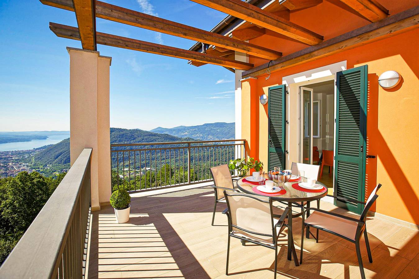 Ganze Wohnung, Residence alle Ville Nr. 09 in Miazzina, Lago Maggiore (Piemont)