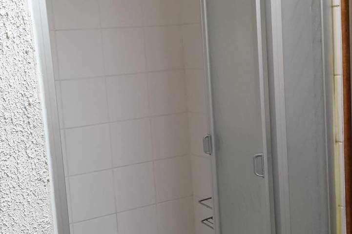 Appartement entier, Studio, près du port de plaisance de Vannes, pour 4 personnes in Vannes, Côte des Mégalithes
