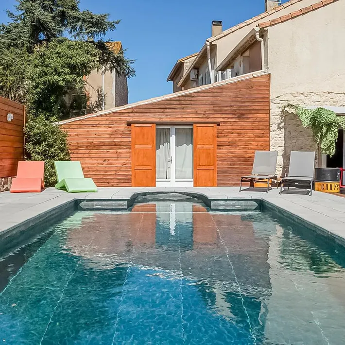 Villa pour 9 personnes, avec piscine ainsi que jacuzzi et jardin, animaux acceptés - 1
