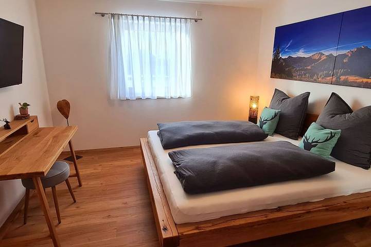 Ganze Wohnung, FeWo Hipp Nr. 2 - 95m² Neubau im Eg mit Terrasse und Bergblick in Top Lage in Halblech, Bayerisch Schwaben