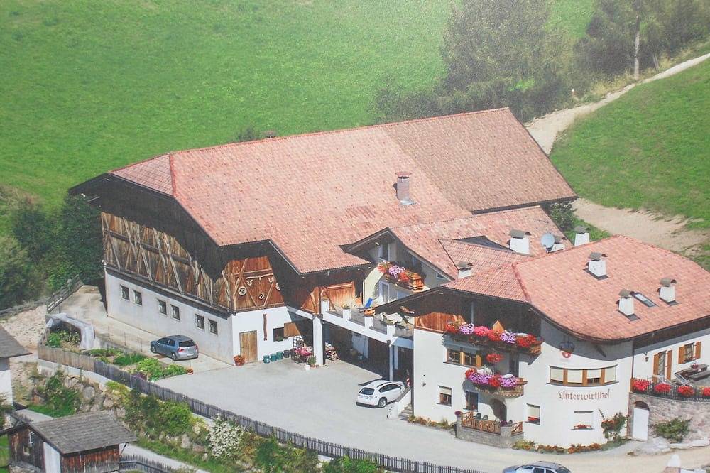 Ganze Wohnung, Ferienwohnung\" Latemar \" mit traumhaften Blick auf die Berge und in ruhiger Lage in Deutschnofen (Bozen), Deutschnofen