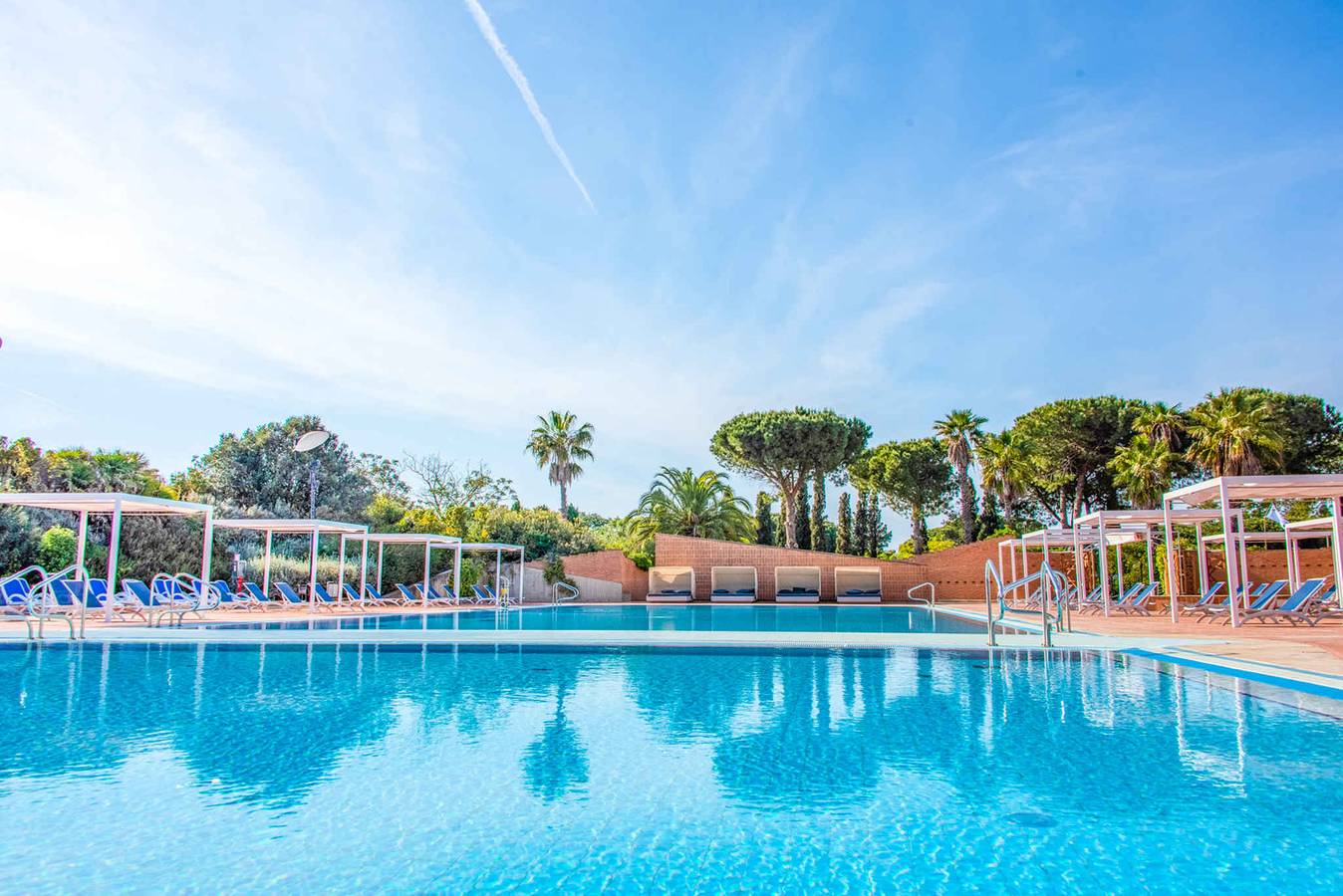 Villa con aria condizionata, piscina e terrazza  in San Vincenzo, Costa degli Etruschi