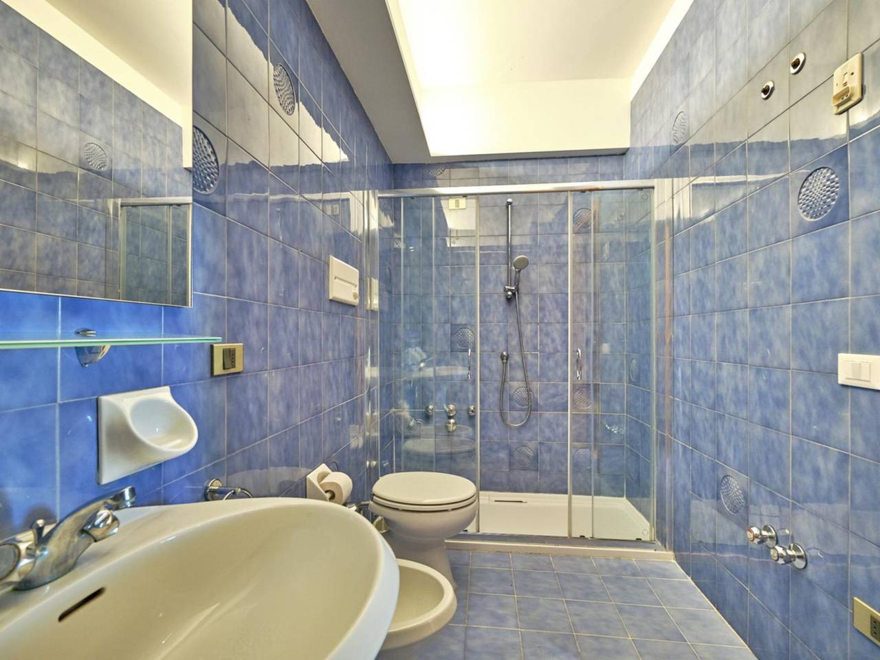 Ganze Wohnung, Ferienwohnung für 4 Personen mit Pool in Garda, Gardasee-Berge