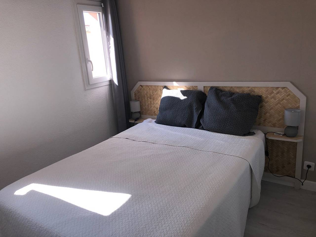 Charming 2-Room Villa, Private Beach, Parking, Sleeps 4, Le Barcarès in Le Barcarès, Côte d'Améthyste