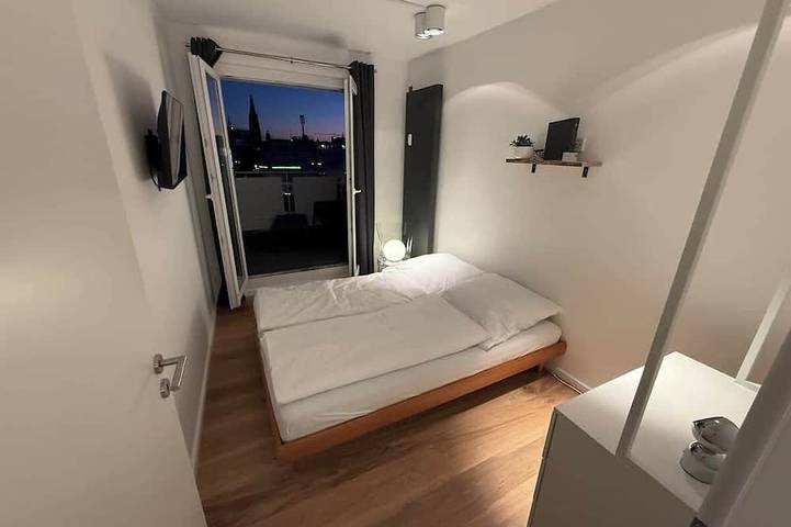 Ganze Wohnung, Exklusives Penthouse - Loft mit Blick auf den Dom in Köln, Rheinland