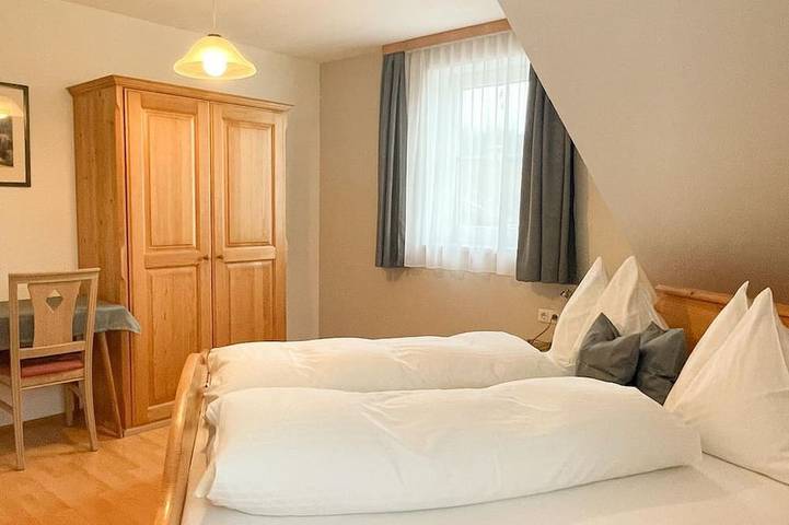 Ferienhaus für 5 Personen, mit Whirlpool und Garten in Edlbach
