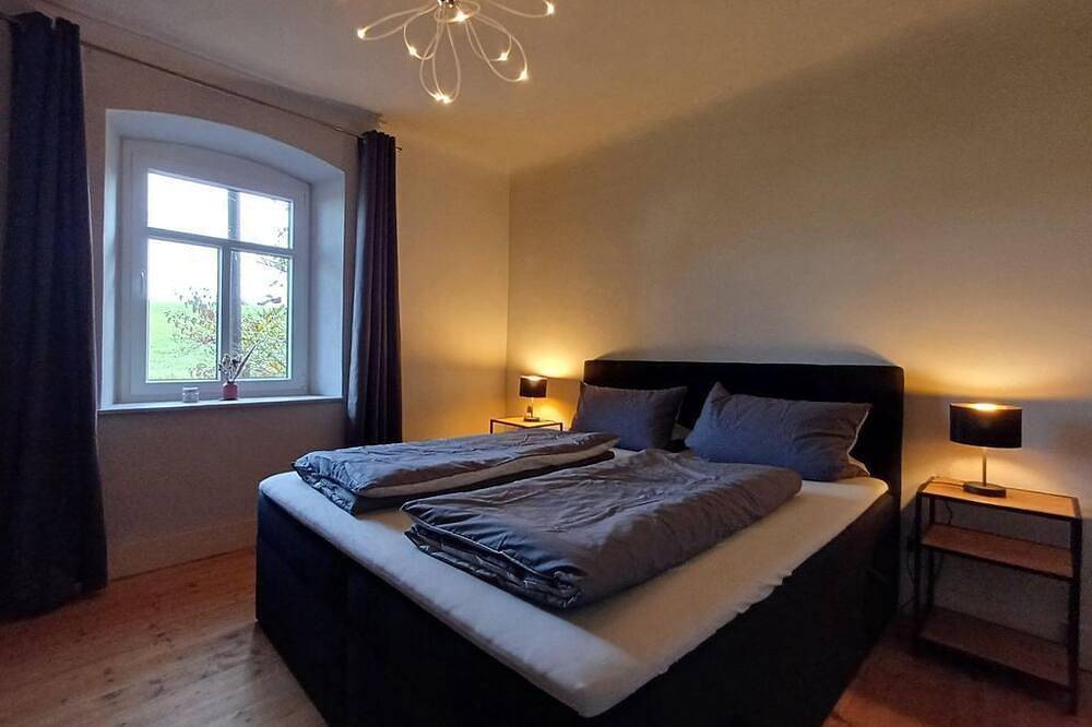 Ferienhaus Hedwig - 7-Bett-Ferienhaus Hedwig in Üxheim, Vulkaneifel