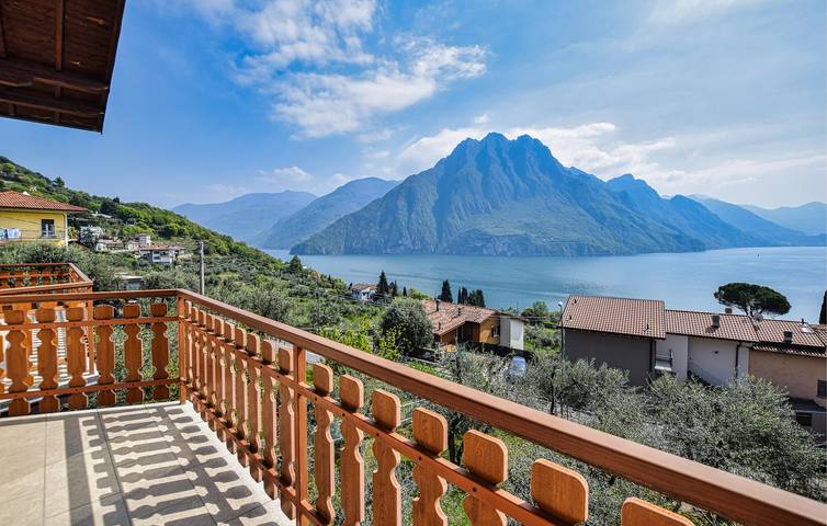 Apartament wakacyjny dla 6 osób, z Taras w Prowincja Bergamo