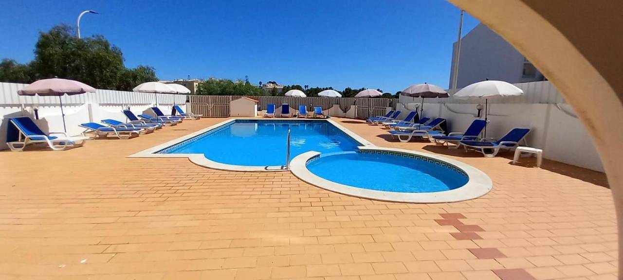 Apartamento inteiro, Studio Completo Para 2 Pessoas in Albufeira, Distrito de Faro