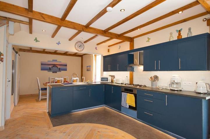 Scheune für 8 Personen, mit Garten und Terrasse, kinderfreundlich in Frankreich - 4