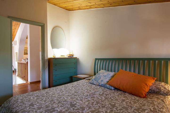 Appartement entier, Confortable appartement pour 6 personnes avec climatisation, WIFI, TV, balcon et animaux admis in Cavallino Matto, Castagneto Carducci