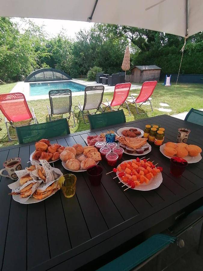 Location de vacances pour 6 personnes, avec piscine et jardin à Châtellerault - 2