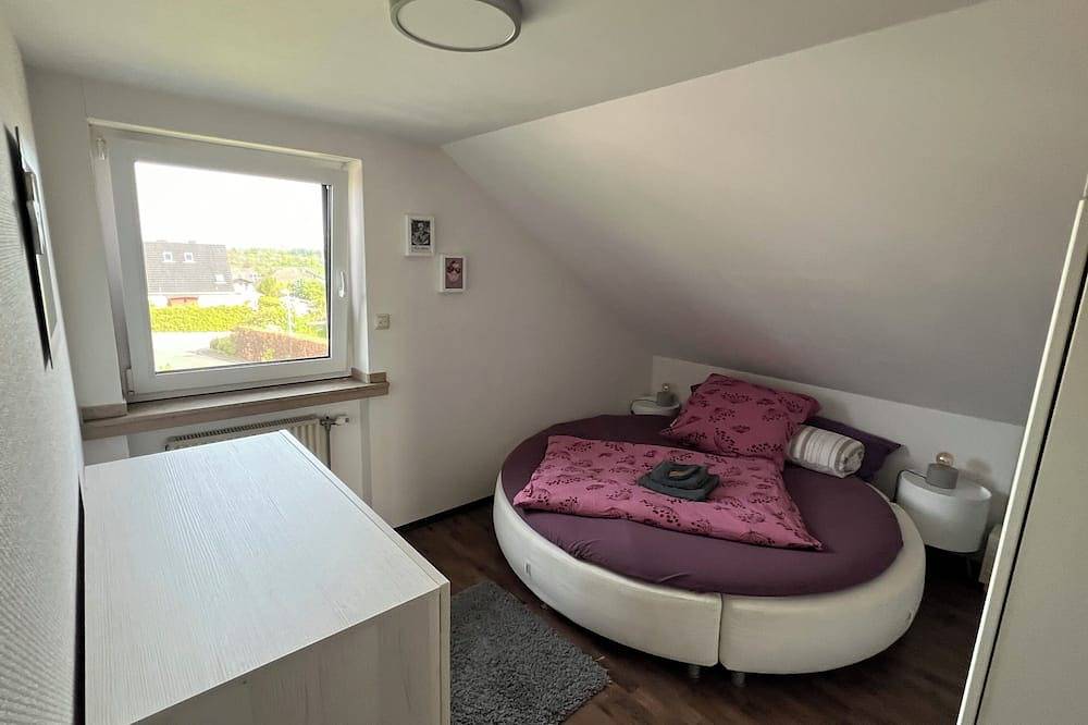 Ganze Wohnung, Deine Ferienwohnung im Herzen der Voreifel in Zülpich, Eifel (Nordrhein-Westfalen)