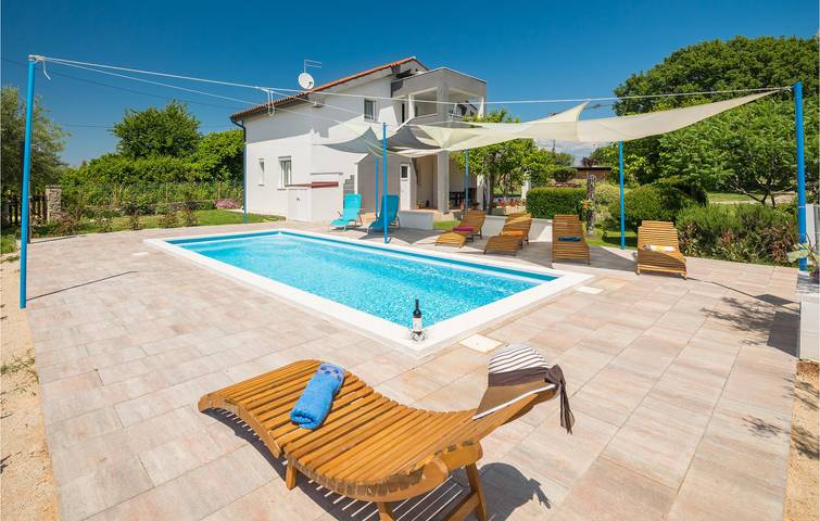 Ferienwohnung für 2 Personen, mit Terrasse in Lanterna