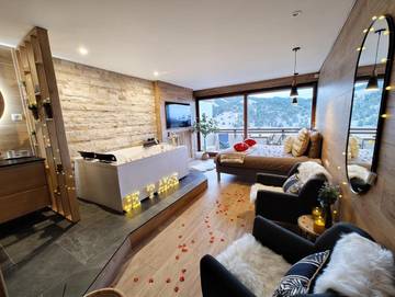 Gîte pour 2 personnes, avec terrasse et vue dans Gréolières les Neiges