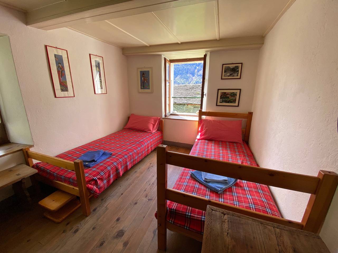 Appartamento intero, Appartamento "La Casa di Sissy". Vista giardino e montagne, Wi-Fi, giardino e terrazza; Pet Friendly in Trasquera, Verbano-Cusio-Ossola e dintorni