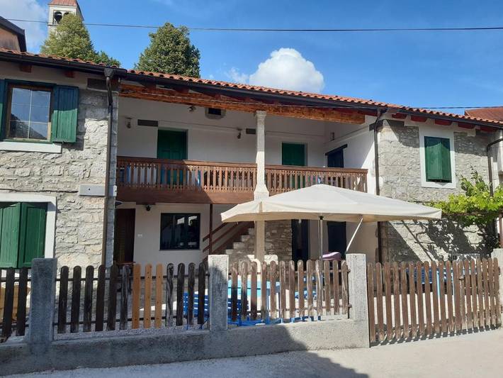 Appartement de vacances pour 4 personnes, avec sauna et terrasse ainsi que vue et jardin