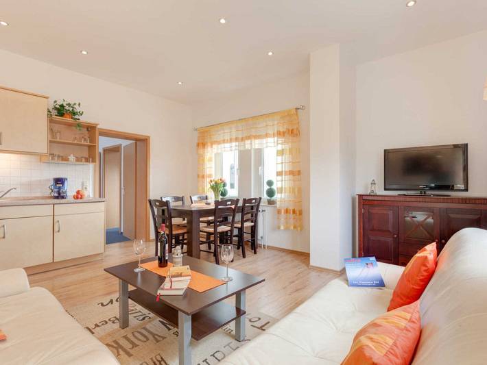 Ferienwohnung für 5 Personen, mit Garten in Zinnowitz - 4