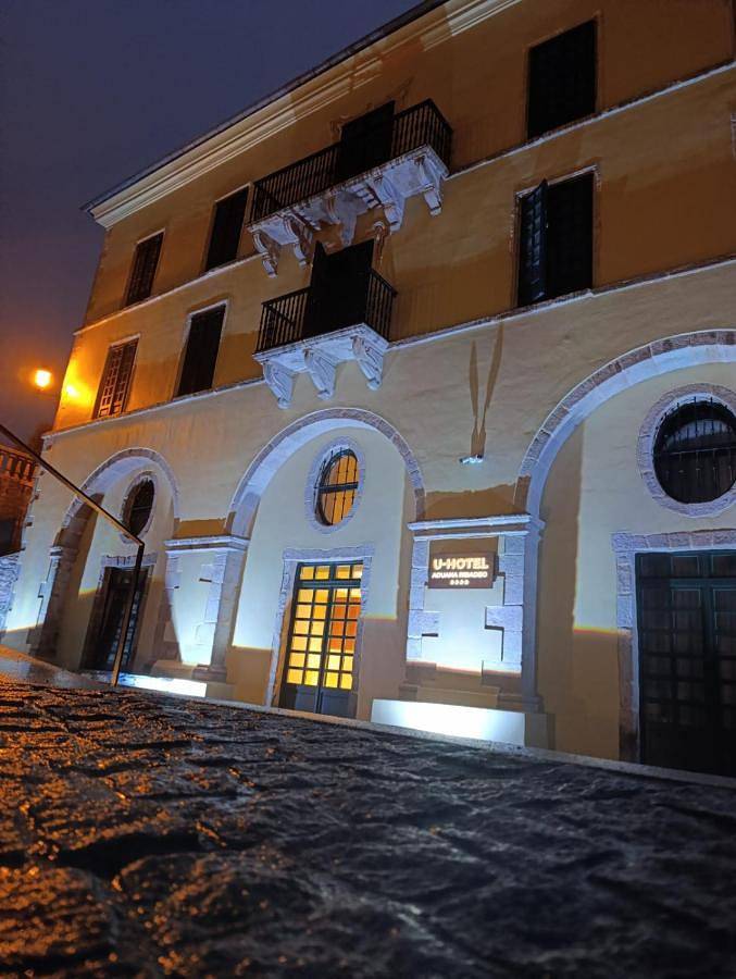 Hotel para 2 personas, con vistas y jardín - 1