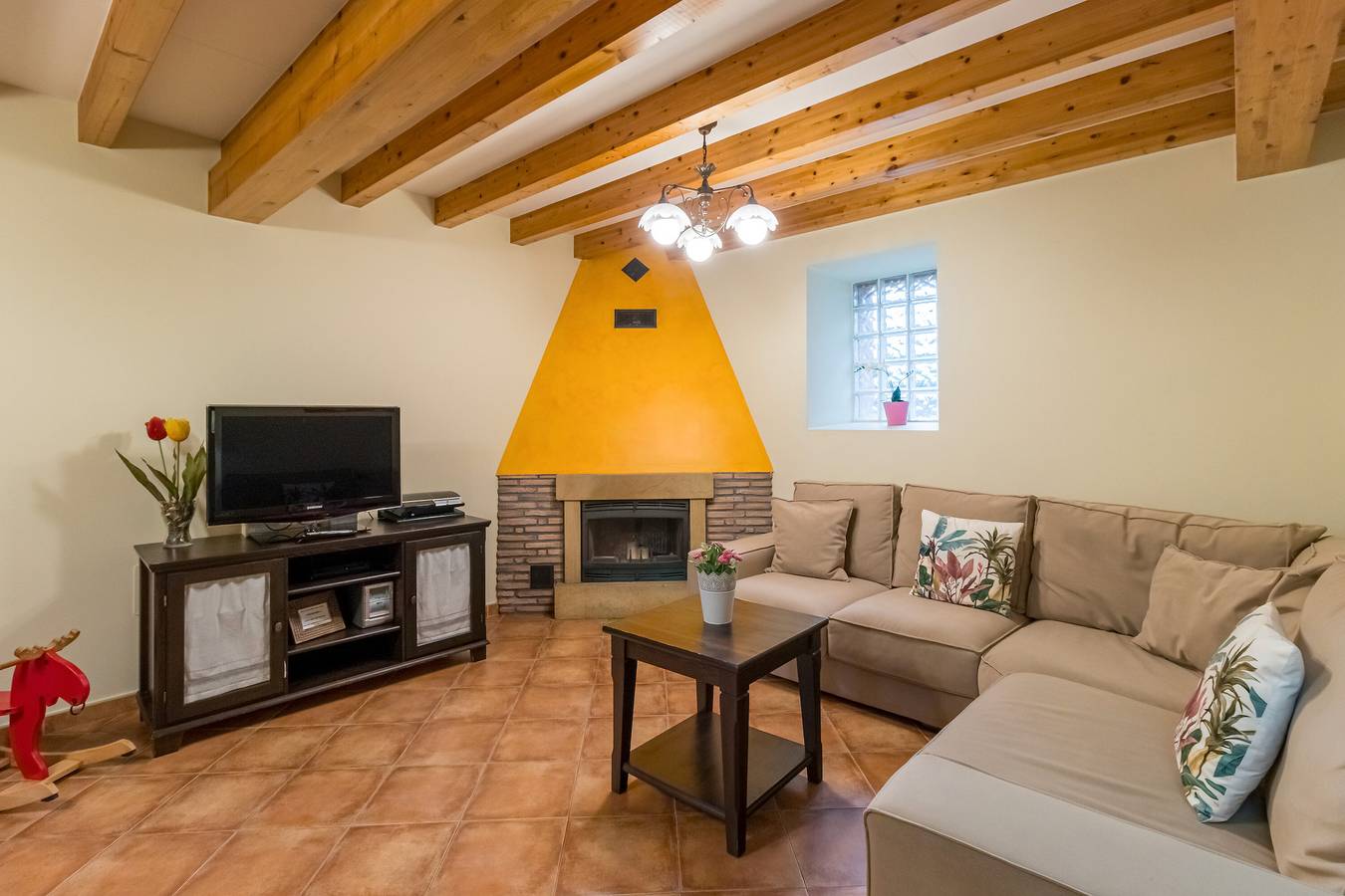 Casa Rural 'Lindelagua' avec Vue sur la Montagne et Balcon in Pámanes, Liérganes