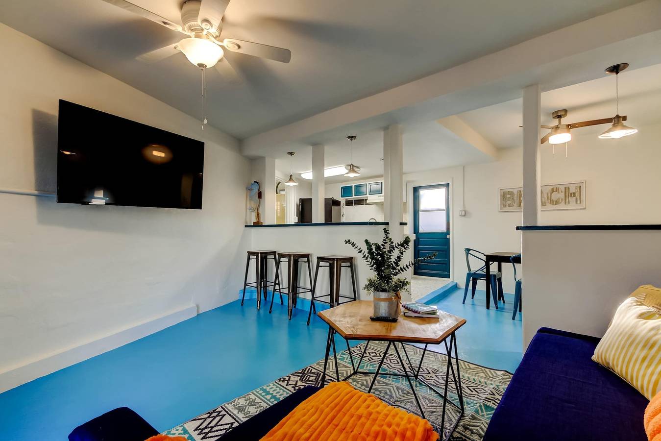 Apartamento entero, 5 Min Walk to Beach - Irb Remote Workers Retreat in Indian Rocks Beach, Pinellas County