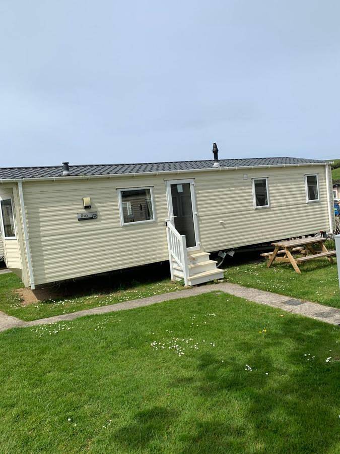 Camping pour 6 personnes, avec jardin ainsi que sauna et piscine