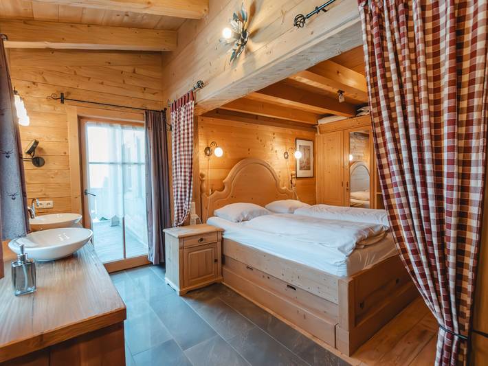 Ferienhaus für 10 Personen, mit Terrasse und Garten im Zillertal - 4