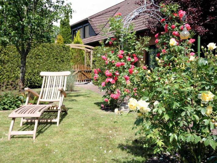 Ferienwohnung für 4 Personen, mit Garten in Wiesmoor - 2