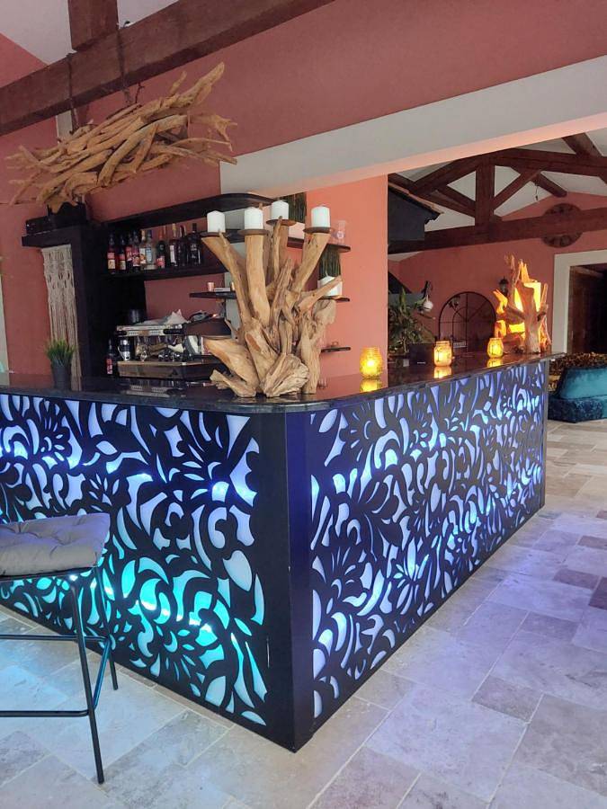 Chambre d’hôte pour 4 personnes, avec jacuzzi et jardin ainsi que terrasse et piscine à Bormes-les-Mimosas - 2