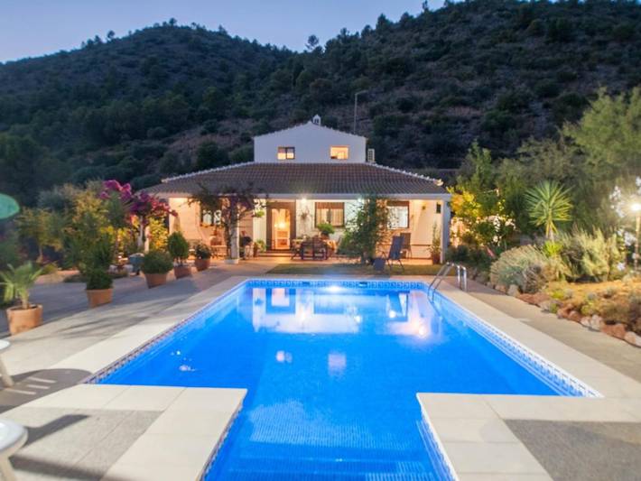 Casa rural para 6 personas, con Balcón y Terraza además de Piscina y Vistas en Algodonales