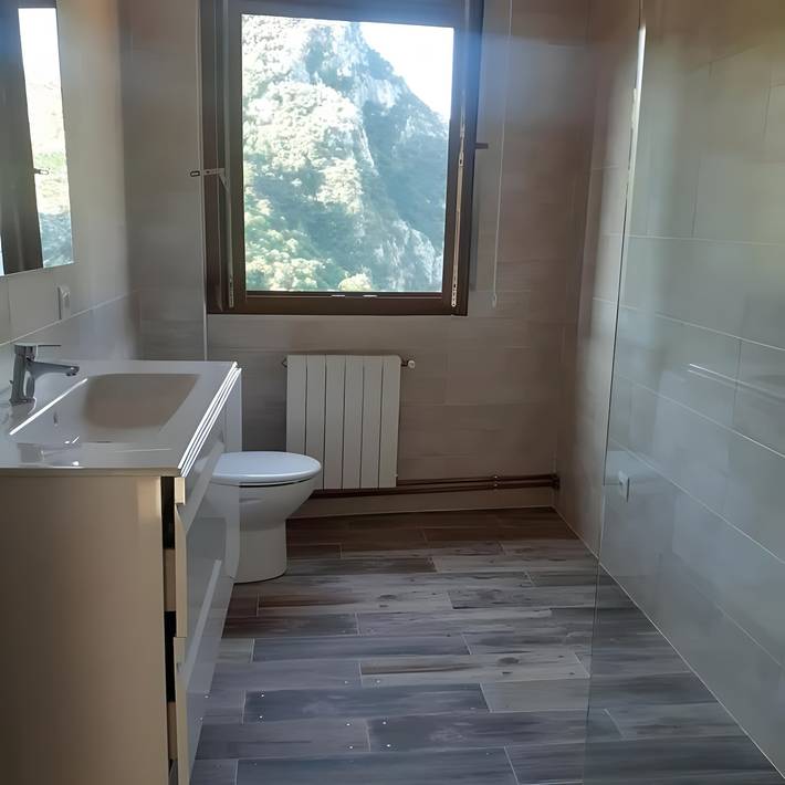 Landhaus 'El Mirador De Jozarcu' mit Bergblick, Balkon und Wlan in Peñarrubia, Cordillera Cantábrica