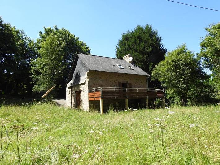 Location de vacances pour 7 personnes, avec vue et jardin à Bazouges-la-Pérouse - 2