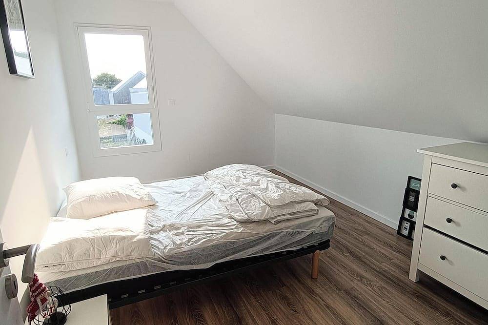 Village house 5 mn walk from shops and 10 mn from beaches. in Saint-Briac-sur-Mer, Región de Saint-Malo