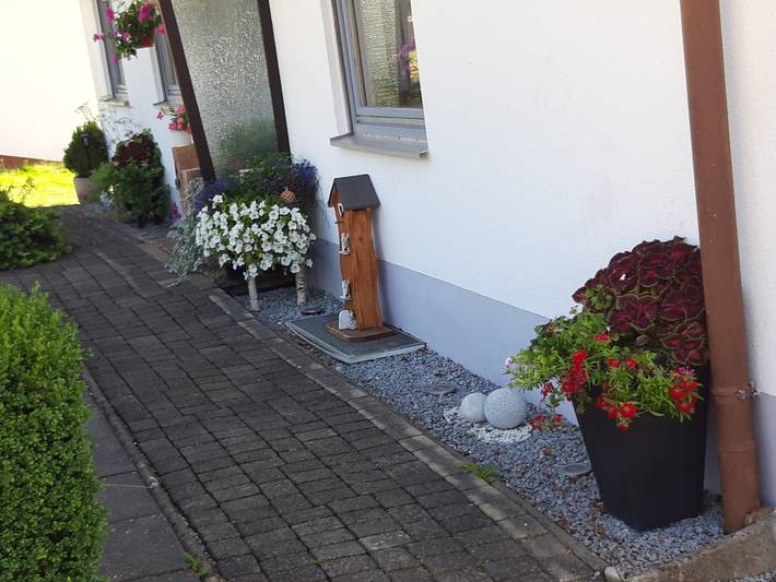 Entire apartment, Apartment 'Schwäbische Alb' with Shared Terrace, Wi-Fi and Air Conditioning in Gomadingen, Neckar-Alb