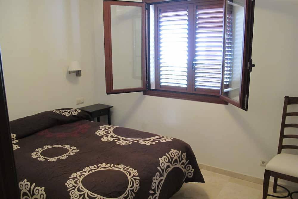 Seafront Modern Villa, unglaubliche Aussicht, schöner Sandstrand in wenigen Schritten, kostenloses Wifi in Cala Llombards, Santanyí